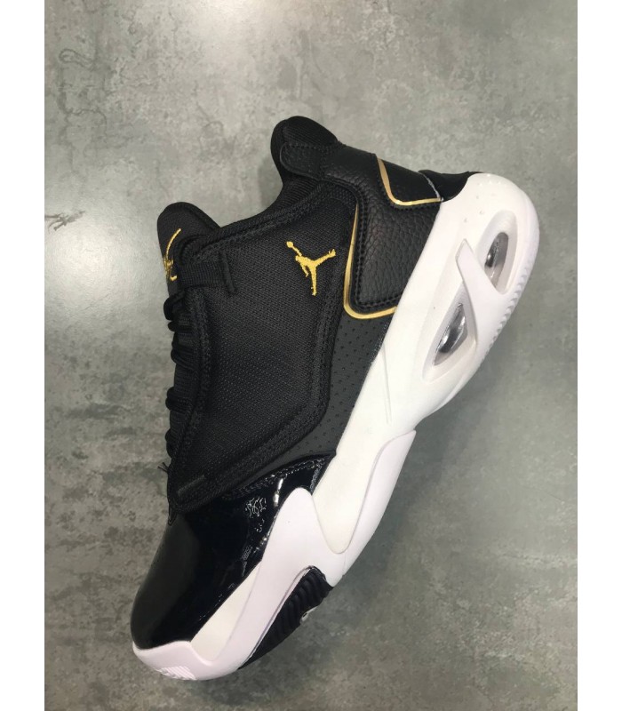 کفش بسکتبال جردن مکس Jordan Max Aura 4