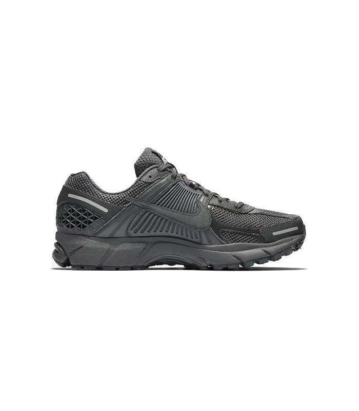 کفش پیاده روی نایک Nike zoom vomero 5