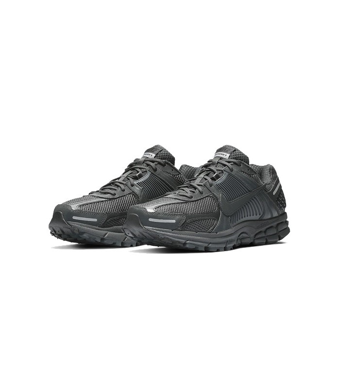 کفش پیاده روی نایک Nike zoom vomero 5