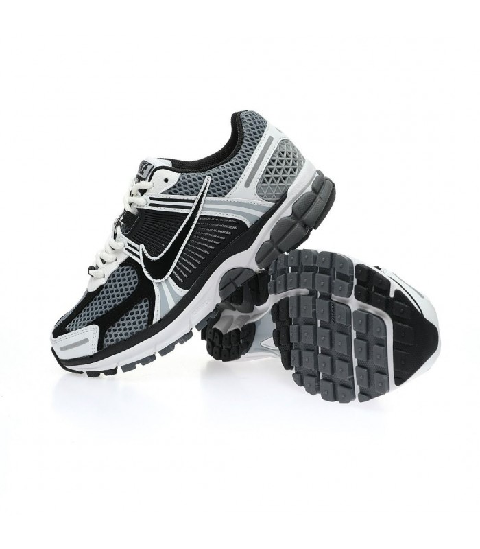 کفش پیاده روی نایک Nike zoom vomero 5