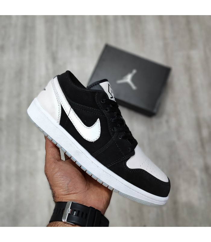 کفش پیاده روی نایک  Jordan low diamond multi color