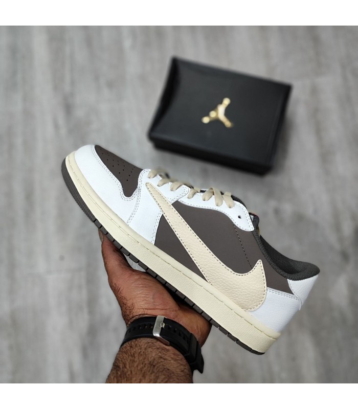 کفش پیاده روی نایک جردن Jordan low travis