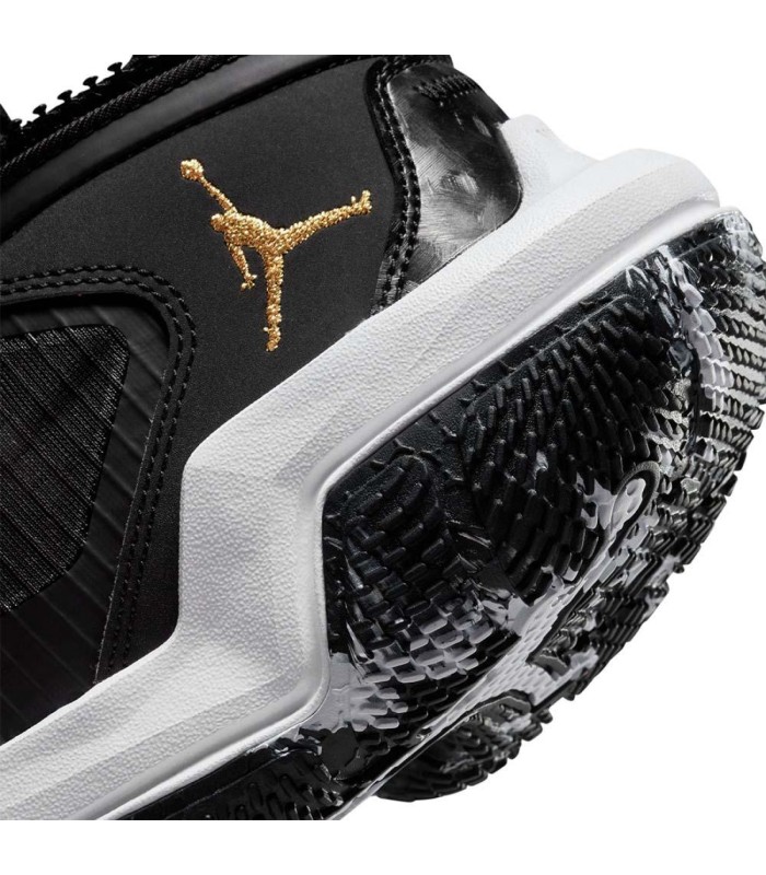 کفش بسکتبال جردن Jordan Why Not Zer0.6 Black/Gold