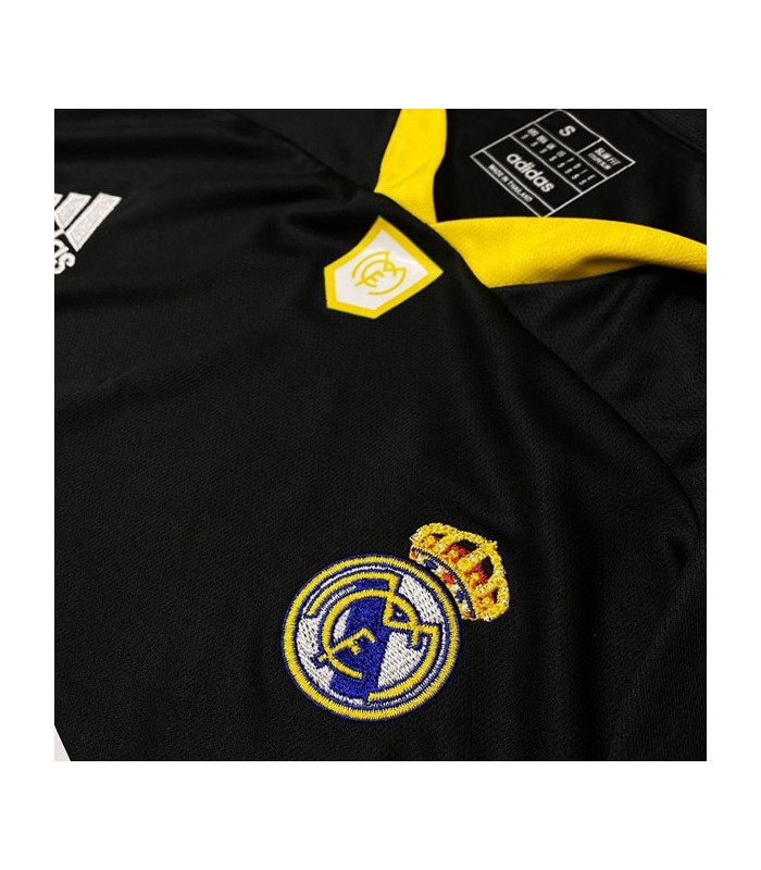 کیت و شورت کلاسیک رئال مادرید Real Madrid Classic Kit 2000 With Short