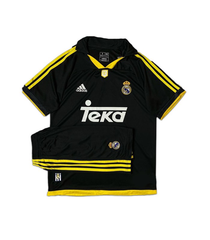 کیت و شورت کلاسیک رئال مادرید Real Madrid Classic Kit 2000 With Short