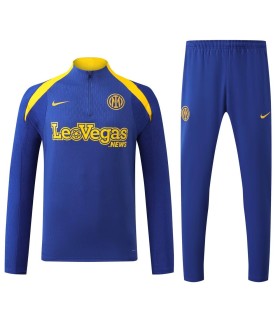 گرمکن شلوار نیم زیپ اینتر میلان Sweatshirt and pants Inter mialn 2025