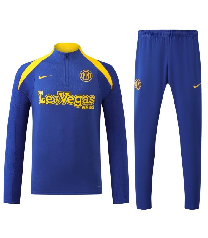 گرمکن شلوار نیم زیپ اینتر میلان Sweatshirt and pants Inter mialn 2025