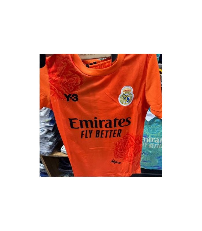 کیت و شورت بچگانه چهارم رئال مادرید Real Madrid 4Th kit kid's Orange