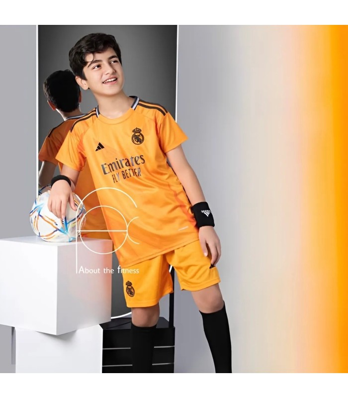 کیت و شورت بچگانه چهارم رئال مادرید Real Madrid 4Th kit kid's Orange