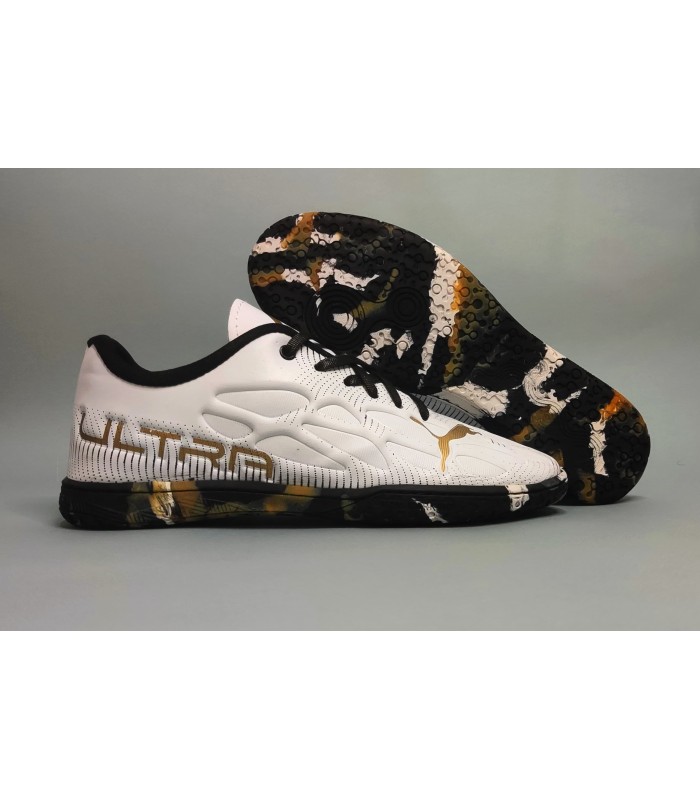 کفش فوتسال پوما اولترا سفید طلایی طرح اصلی Puma Ultra IC Indoor