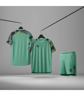 تیشرت و شورت باشگاهی آمبرو سبز Umbro Men's club t-shirt and shorts