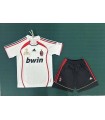 تیشرت و شورت کلاسیک دوم میلان AC Milan Classic Away T-Shirt and Shorts 2007