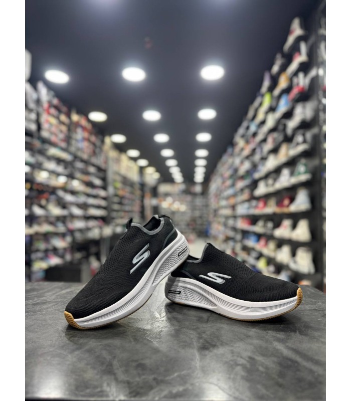 کفش پیاده روی مردانه اسکیچرز گو ران مشکی سفید Skechers Go Run Elevate 2.0 Cadena Sneaker