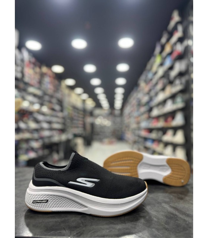 کفش پیاده روی مردانه اسکیچرز گو ران مشکی سفید Skechers Go Run Elevate 2.0 Cadena Sneaker