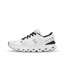 کفش پیاده روی زنانه آن رانینگ On Running Cloud X 4