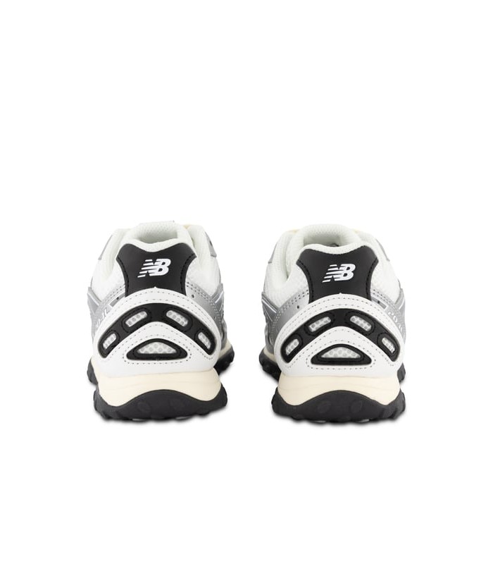 کفش پیاده روی زنانه نیوبالانس New Balance 204 Silver Metallic/Black