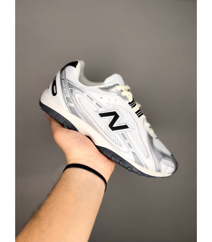 کفش پیاده روی زنانه نیوبالانس New Balance 204 Silver Metallic/Black