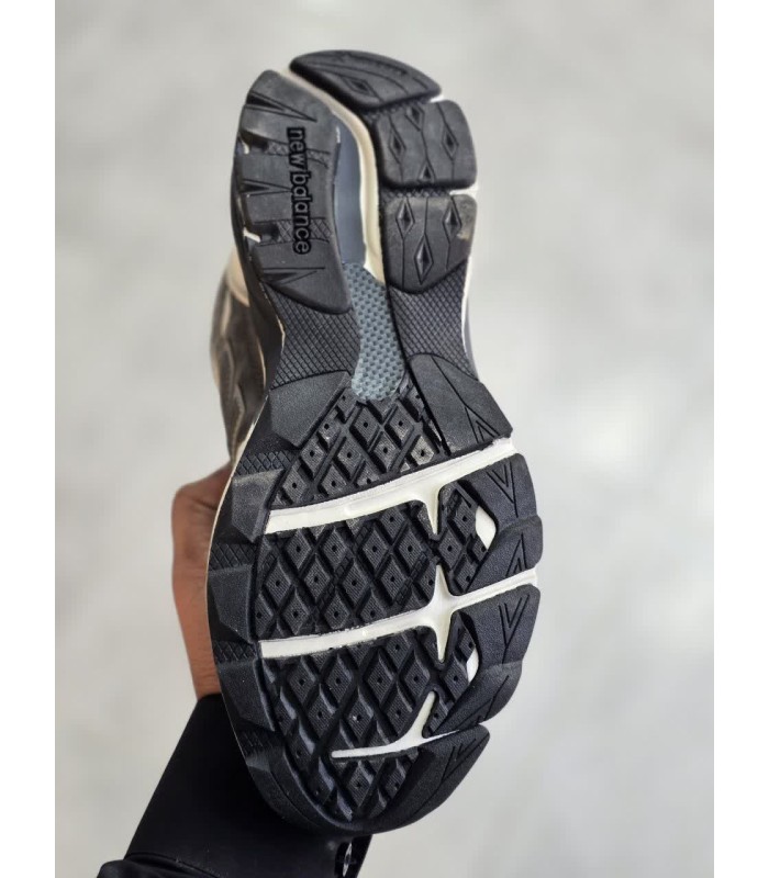 کفش پیاده روی مردانه نیوبالانس 990 مسترکوالیتی NEW BALANCE TEDDY SANTIS M990AD3