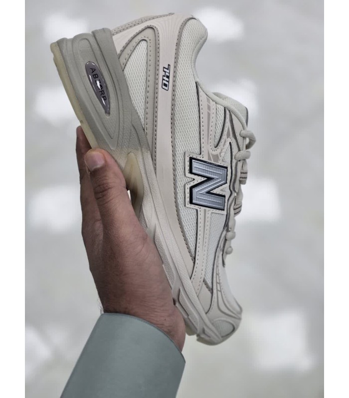 کفش پیاده روی مردانه نیوبالانس کرم New Balance Running shoes 740