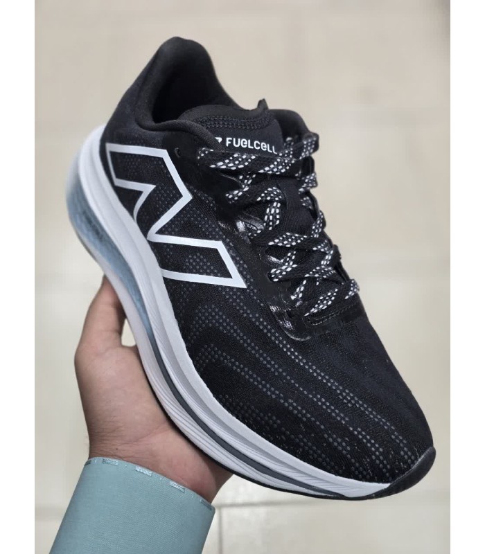کفش پیاده روی مردانه نیوبالانس مشکی NewBalance Fuel Cell