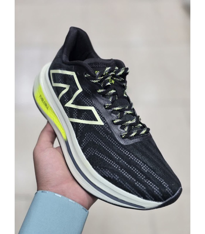 کفش پیاده روی مردانه نیوبالانس NewBalance Fuel Cell
