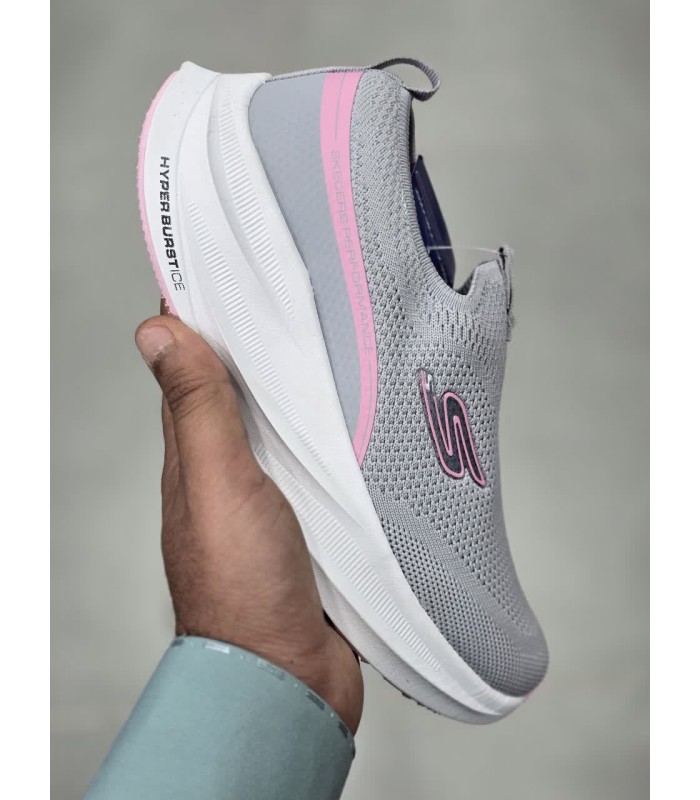 کفش پیاده روی زنانه اسکیچرز هایپر بوست Skechers Hyper Buast Ice