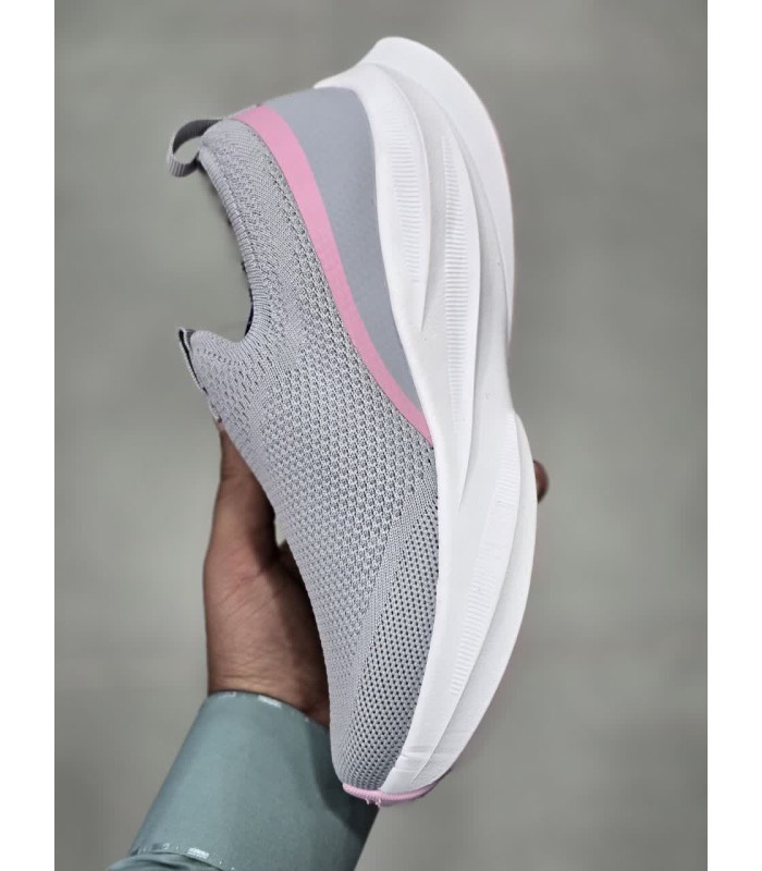 کفش پیاده روی زنانه اسکیچرز هایپر بوست Skechers Hyper Buast Ice