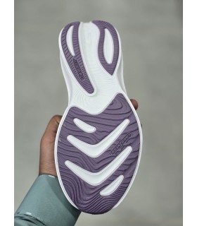 کفش پیاده روی زنانه اسکیچرز هایپر بوست Skechers Hyper Buast Ice