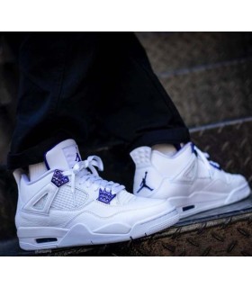 کفش بسکتبال نایک ایر جردن ۴ سفید بنفش Nike air jordan 4 white and purple