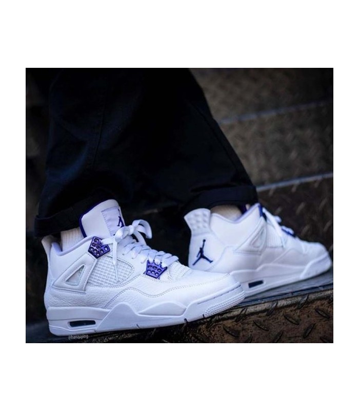 کفش بسکتبال نایک ایر جردن ۴ سفید بنفش Nike air jordan 4 white and purple