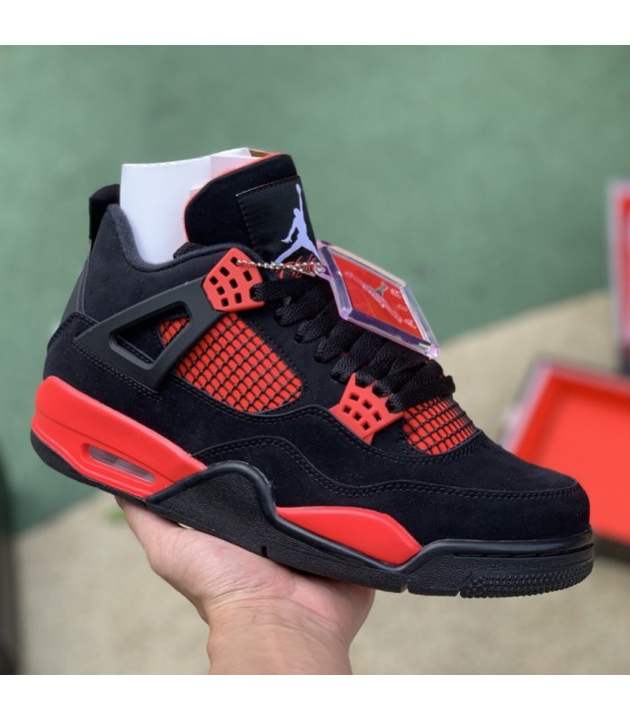 کفش بسکتبال نایک ایر جردن ۴ مشکی Nike air jordan 4 black red