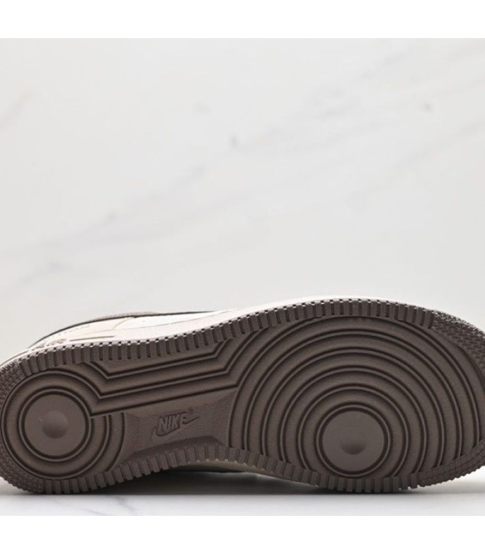 نایک ایر فورس وان لویی ویتون Nike air force 1 Louis Vuitton
