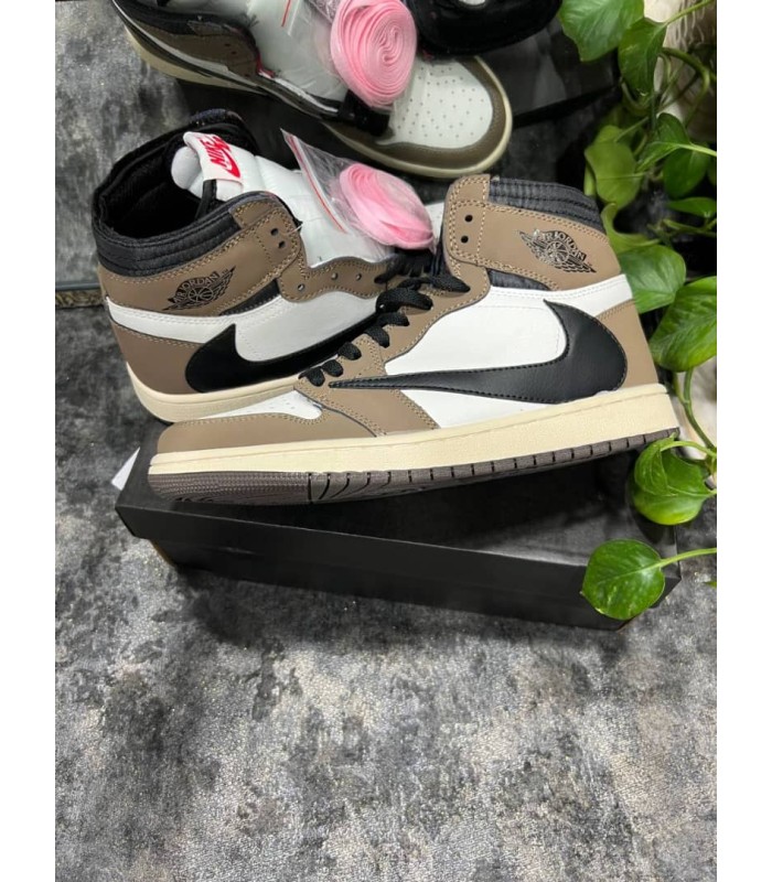کفش پیاده روی نایک ایرجردن وان تراویس اسکات ساقدار Nike air jordan 1 High travis Scott