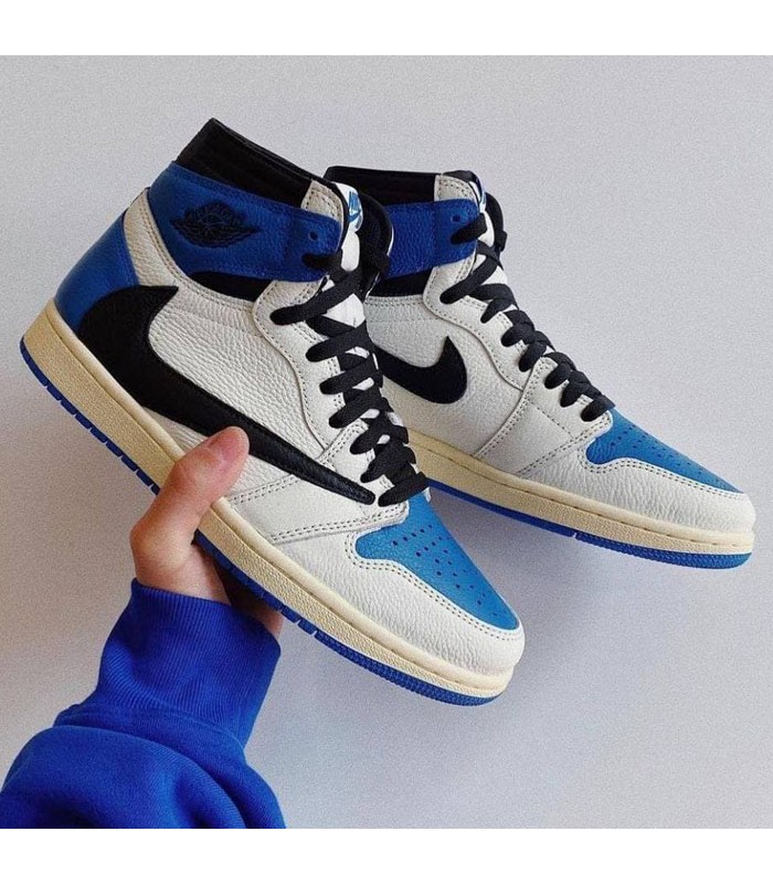 کفش پیاده روی نایک ایرجردن وان تراویس اسکات ساقدار Nike air jordan 1 High travis Scott