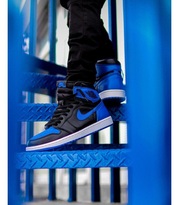 کفش پیاده روی نایک ایرجردن وان ساقدار Nike air jordan 1 High Royal Reimagined