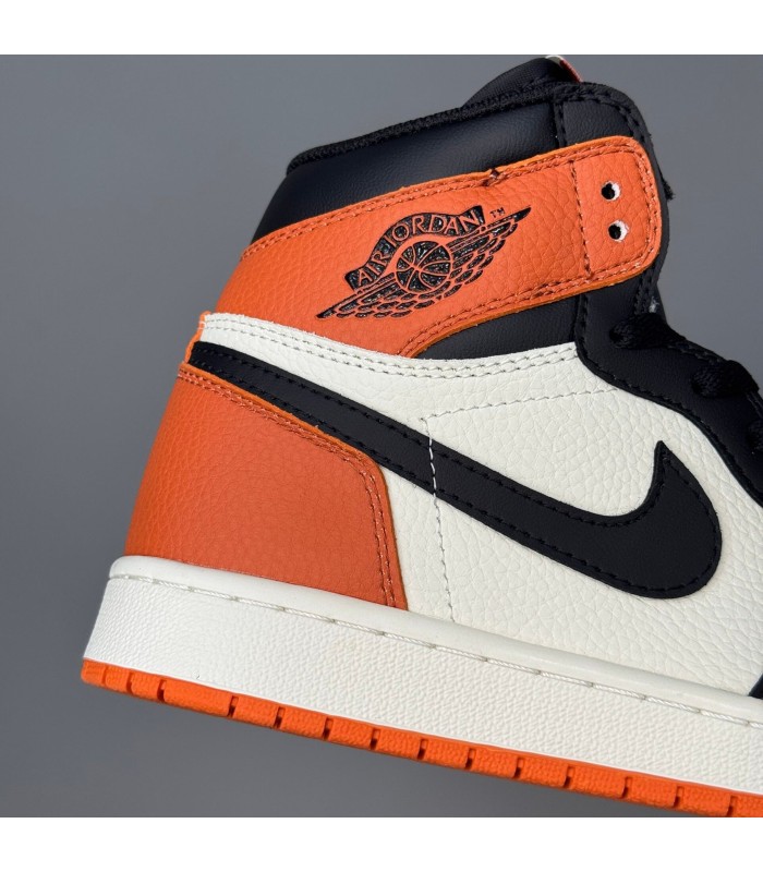 کفش پیاده روی نایک ایر جردن وان ساقدار مشکی سفید نارنجی Nike air Jordan 1 high WBO