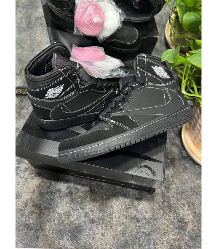 کفش پیاده روی نایک ایرجردن وان ساقدار تراویس اسکات مشکی Nike air jordan 1 high travis scott full black