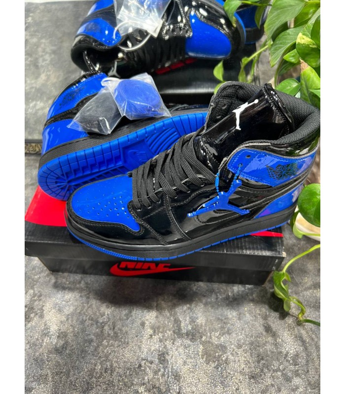 کفش پیاده روی نایک ایر جردن وان ساقدار ورنی مشکی آبی Nike air jordan 1 high Patent Leather black and blue