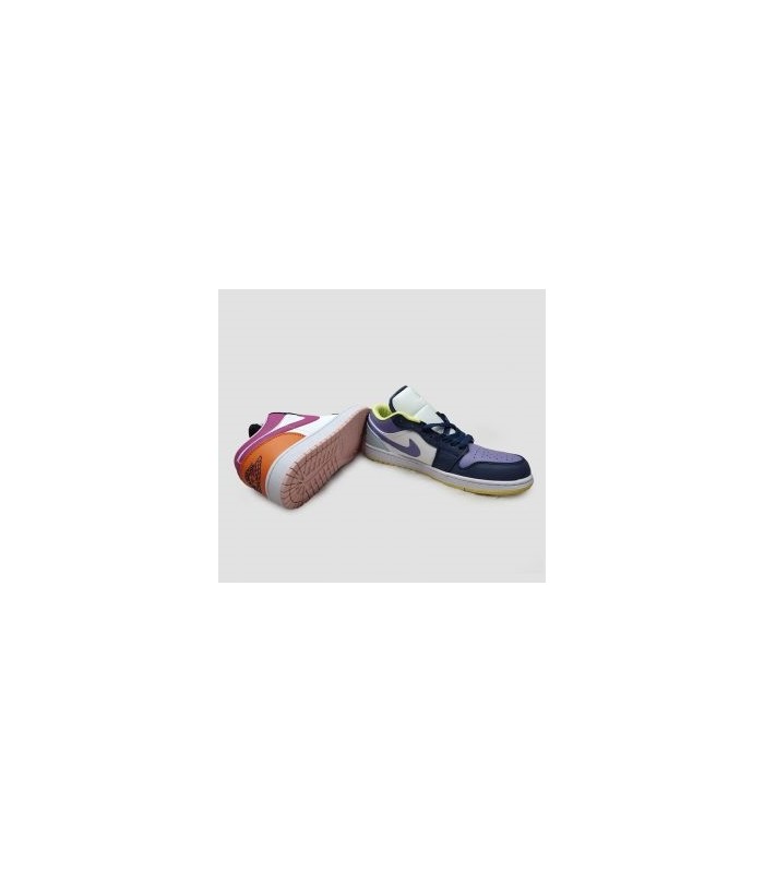 کفش پیاده روی زنانه نایک جردن وان بدون ساق Nike Air jordan 1 low