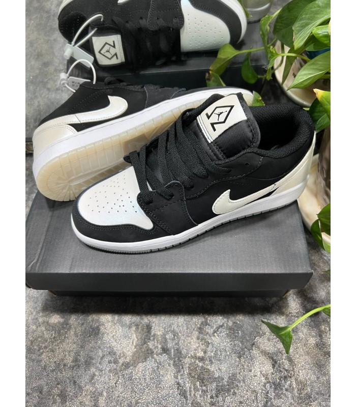 کفش پیاده روی نایک جردن وان بدون ساق دایموند مشکی سفید Nike air jordan 1 Low diamond