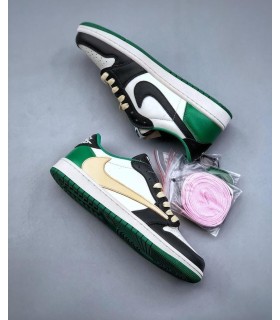 کفش پیاده روی نایک جردن وان بدون ساق تراویس اسکات Nike air jordan 1 low travis scott green
