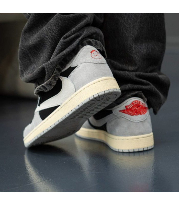 کفش پیاده روی نایک جردن وان بدون ساق تراویس اسکات Nike jordan 1 low travis scott