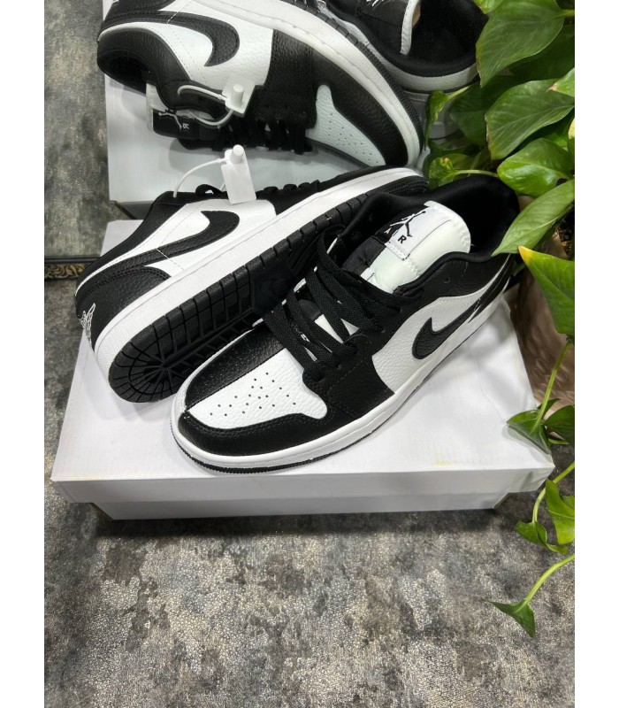 کفش پیاده روی نایک ایر جردن وان بدون ساق مشکی سفید Nike air jordan 1 low black and white