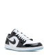 کفش پیاده روی نایک ایر جردن وان بدون ساق ورنی مشکی سفید Nike jordan 1 low vernie