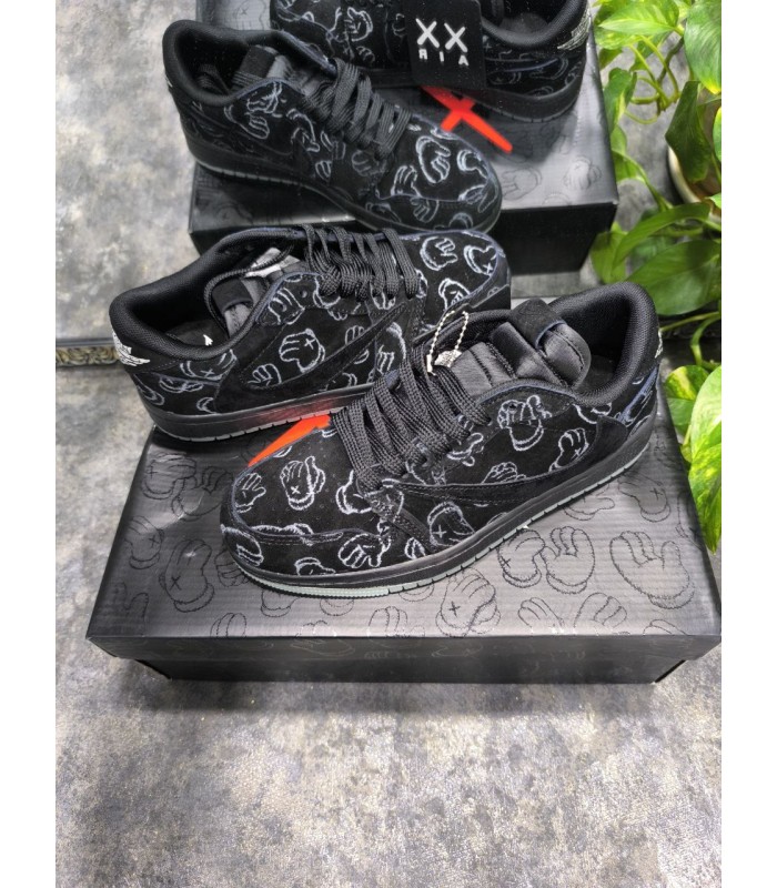 کفش پیاده روی نایک ایر جردن وان بدون ساق تراویس اسکات کواز Nike air jordan 1 low Travis Scott kaws black