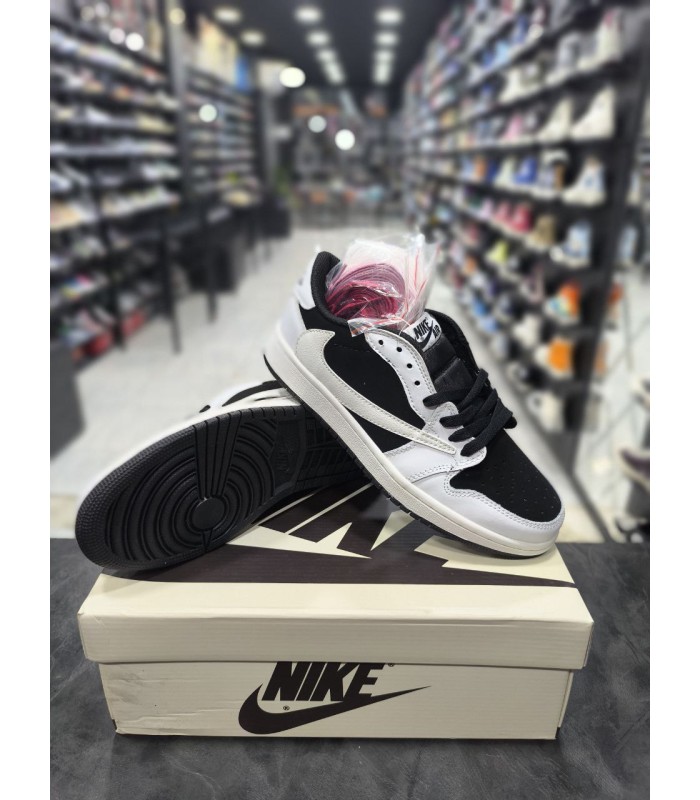 کفش پیاده روی نایک ایر جردن وان بدون ساق تراویس اسکات Nike air jordan 1 low Travis Scott Black and white