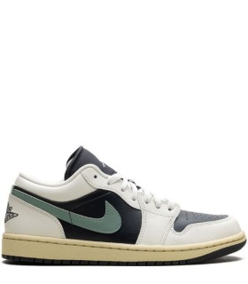 کفش پیاده روی نایک ایر جردن وان بدون ساق Nike Air Jordan 1 Low Jade Smoke