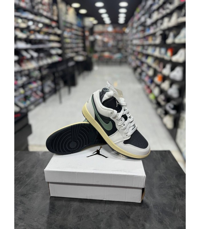 کفش پیاده روی نایک ایر جردن وان بدون ساق Nike Air Jordan 1 Low Jade Smoke