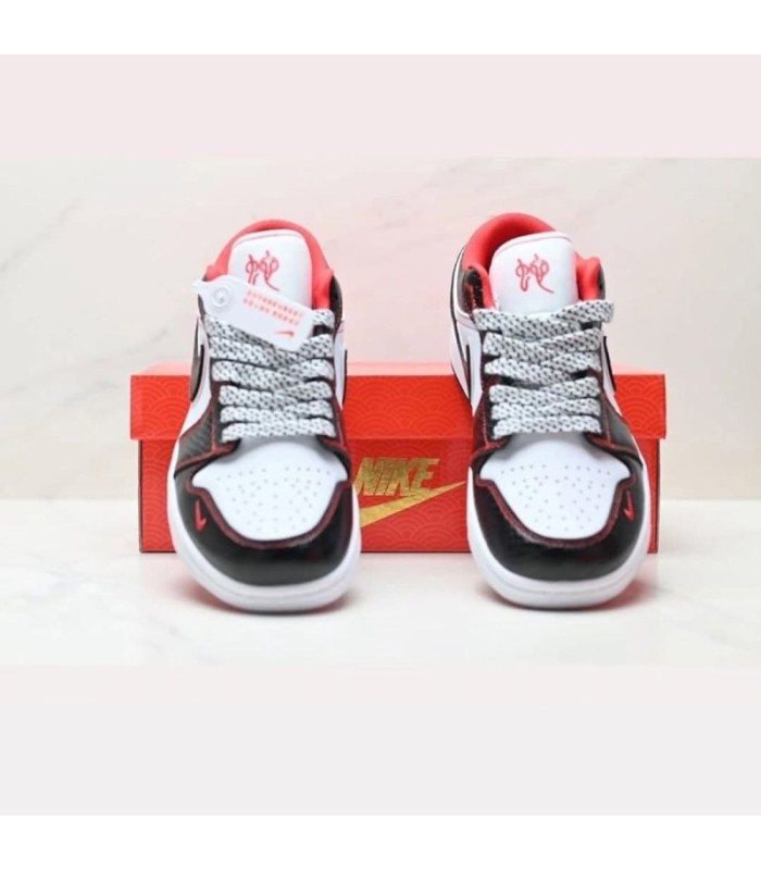 کفش پیاده روی نایک ایر جردن وان بدون ساق مار سیاه Nike Air Jordan 1 Low Snake Black
