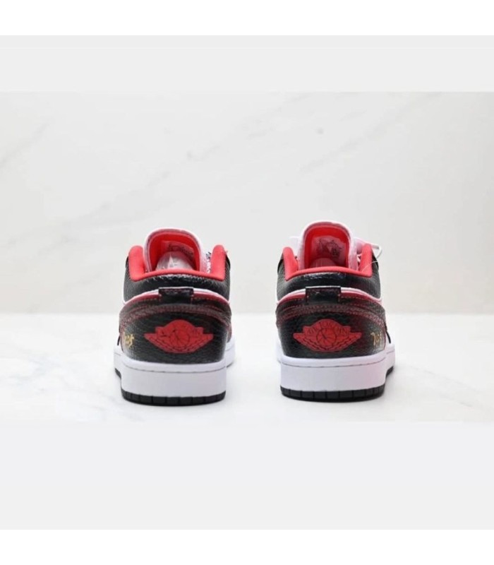 کفش پیاده روی نایک ایر جردن وان بدون ساق مار سیاه Nike Air Jordan 1 Low Snake Black